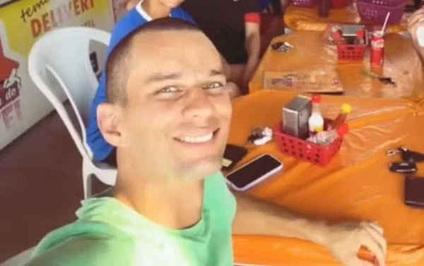 imagem colorida soldado morre afogado curso de bombeiros