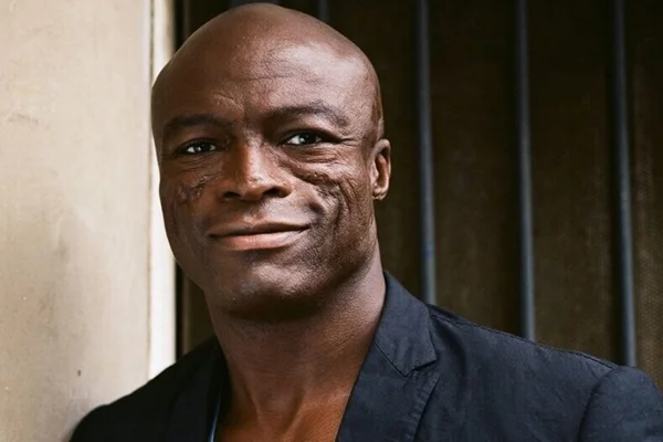 Foto do rosto do cantor Seal
