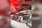 Homem é preso com fuzil e 1 tonelada de maconha escondidos em banheiro - imagem 3 Homem é preso com fuzil e 1 tonelada de maconha escondidos em banheiro - imagem 3