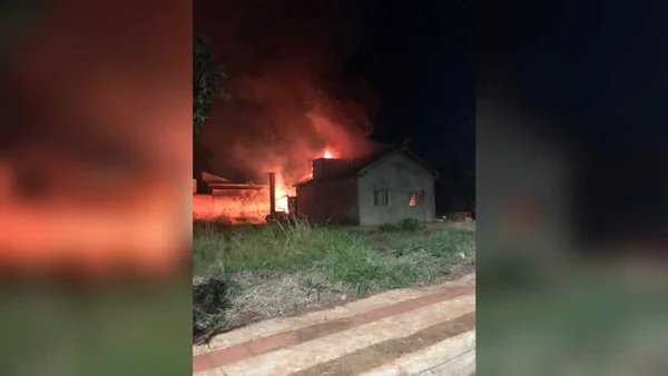 Vídeo: família perde tudo após incêndio destruir casa no MS