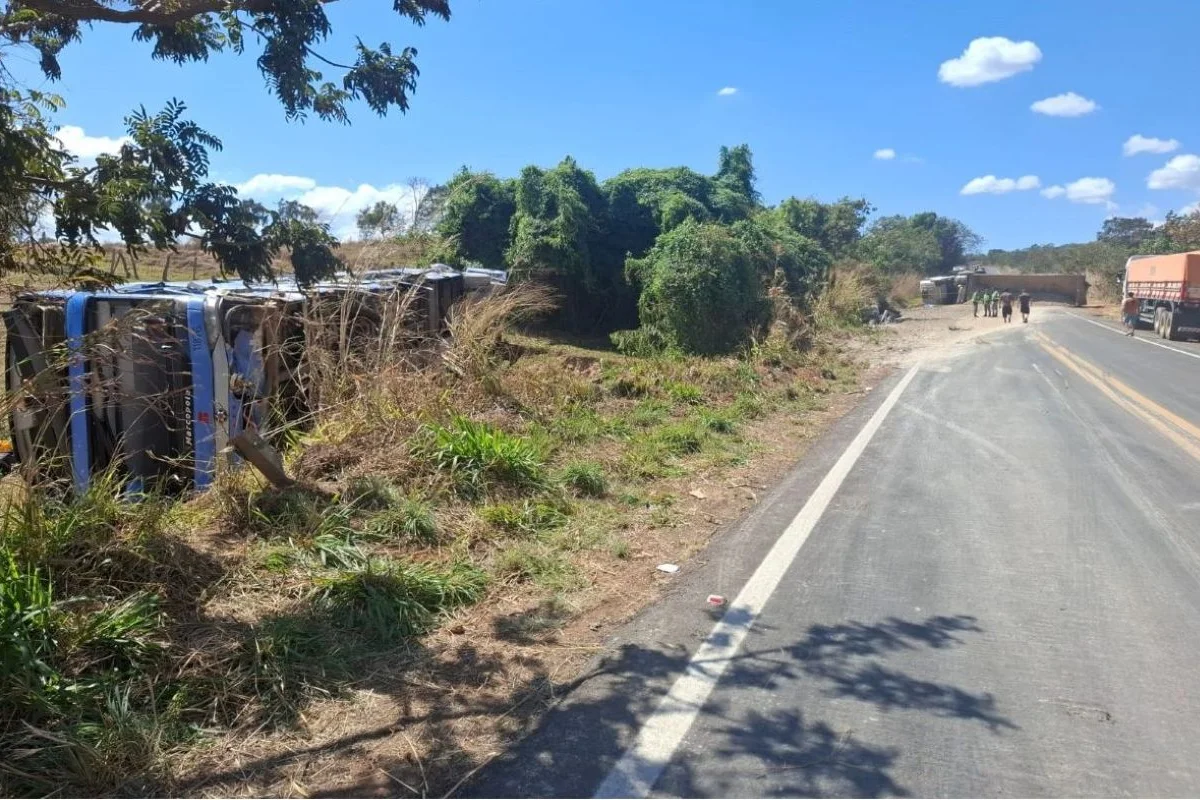 Acidente fatal com ônibus da Real Expresso na GO-010 deixa 5 mortos