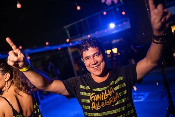 Veja a festa do Camarote Allegria e como o BJay reformulou o Carnaval