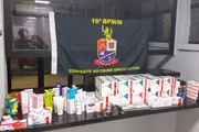 PM prende casal e recupera carga de medicamentos roubada de farmácia no Morumbi, em SP PM prende casal e recupera carga de medicamentos roubada de farmácia no Morumbi, em SP