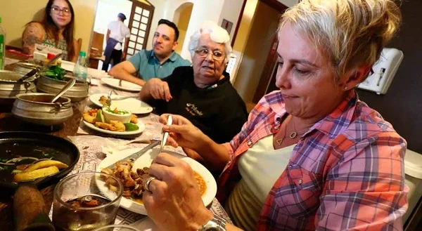 Comida de Verdade: D’Lurdes é ideal para quem gosta de cozinha mineira