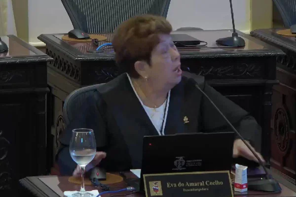 Desembargadora que reclamou de “escravidão” dá bronca em colega