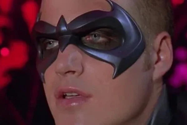 Foto colorida deChris O'Donnell - Metrópoles