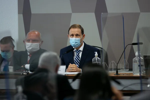 Carlos Wizard diz que se baseou na Bíblia para adotar silêncio na CPI