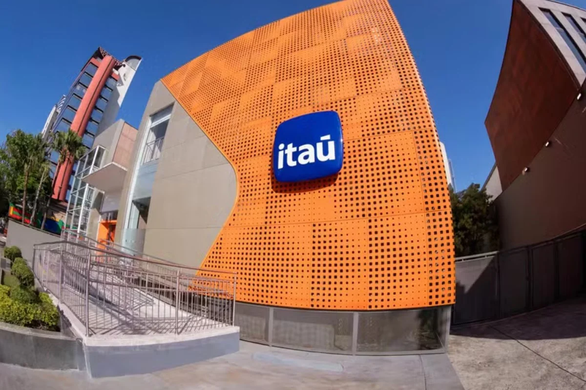 Após 14 anos, Itaú devolverá dinheiro de cobranças indevidas sem juros e correção