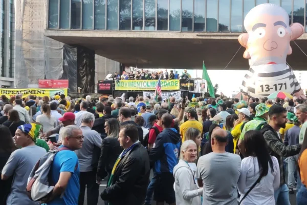imagem colorida mostra protesto direita avenida paulista - Metrópoles