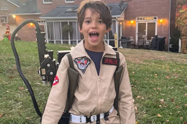 Filho de Naya Rivera, de Glee, estreia como ator 6 anos após morte da atriz - destaque galeria Filho de Naya Rivera, de Glee, estreia como ator 6 anos após morte da atriz - destaque galeria