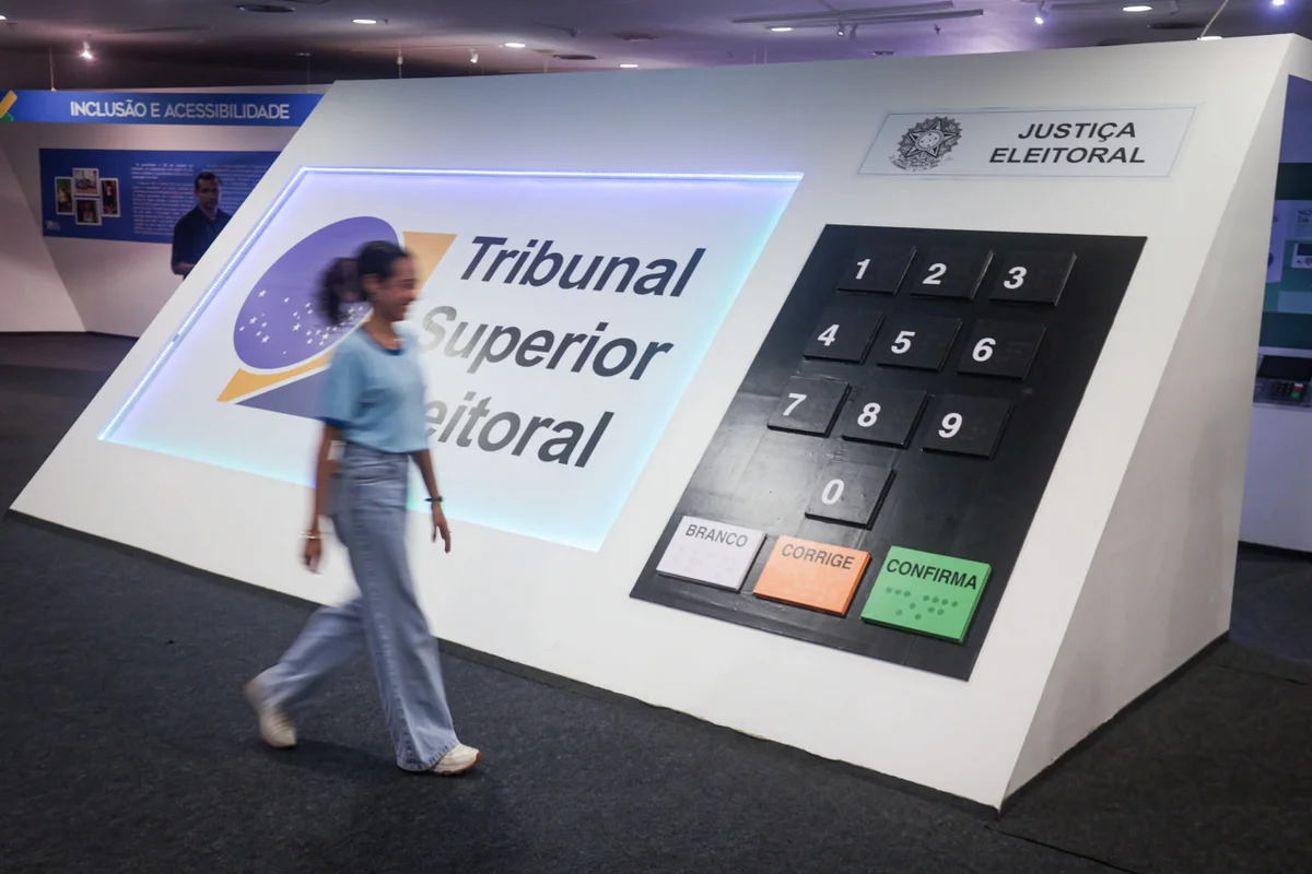 TSE libera propaganda intrapartidária para pré-candidatos a partir de domingo