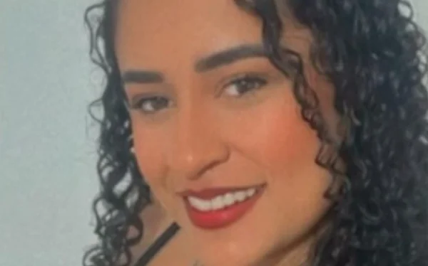 mulher sorrindo