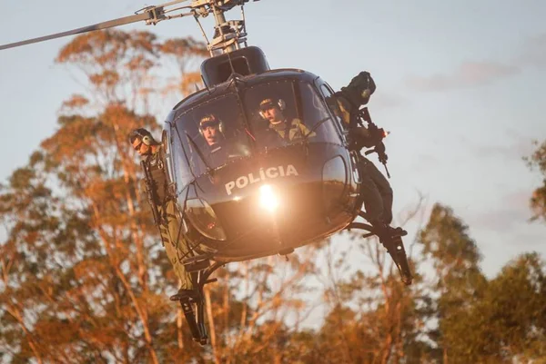 Caçada policial a Lázaro Barbosa, acusado de cometer chacina no DF