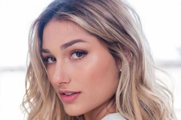 Sasha, filha de Xuxa, está namorando ator de “Malhação”