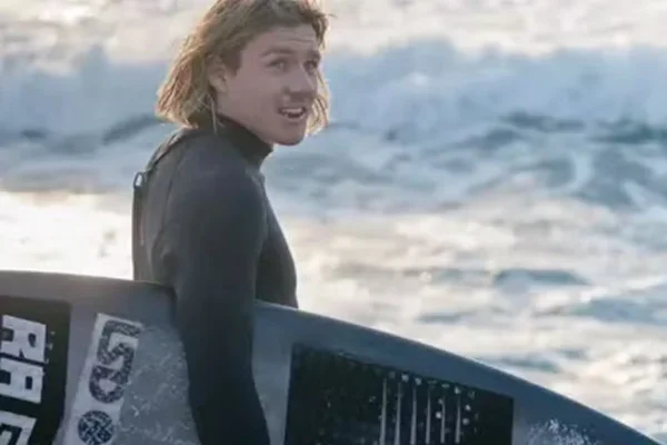 Vídeo: surfista tem perna arrancada por tubarão na Austrália