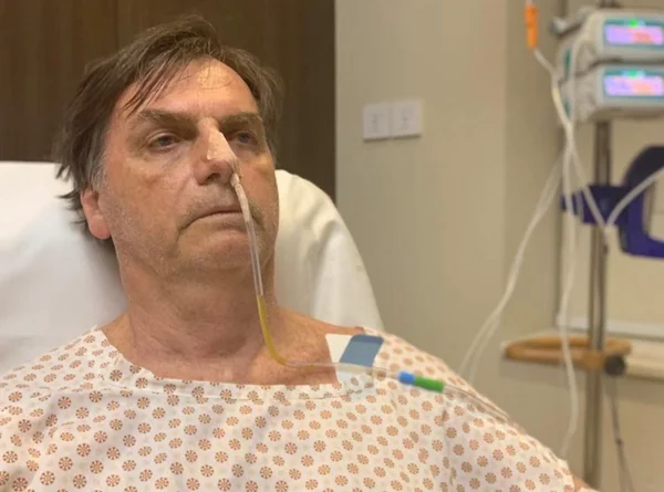 Bolsonaro tem “retorno lento da atividade intestinal”, diz médico