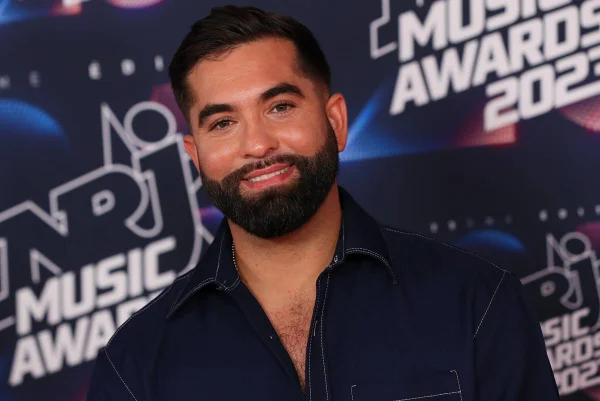 Foto colorida Kendji Girac - Metrópoles