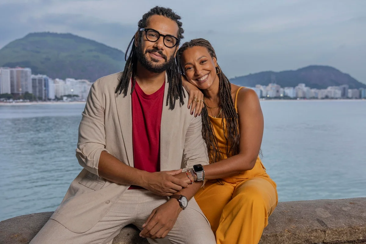 Lucas (Amaury Lorenzo) e Bela (Sheron Menezzes) na novela Por Você Lucas (Amaury Lorenzo) e Bela (Sheron Menezzes) na novela Por Você