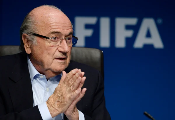 Justiça da Suíça abre processo criminal contra Blatter