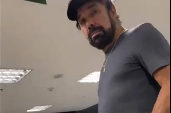 Em vídeo, advogado humilha idosa no aeroporto do DF: “Sei jogar no lixo”