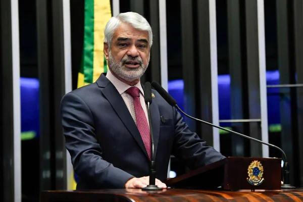 O senador Humberto Costa, do PT de Pernambuco