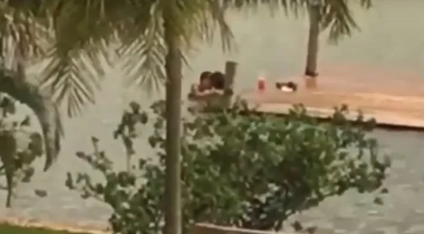 Casal é flagrado fazendo sexo em público no Lago Paranoá