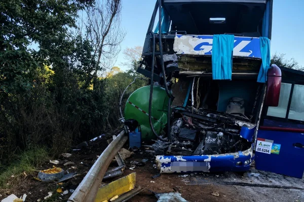 acidente ônibus