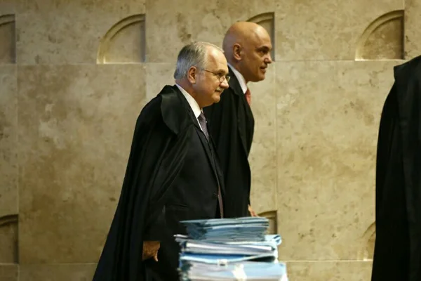 Em resposta a Fachin, Moraes defende inquérito das fake news