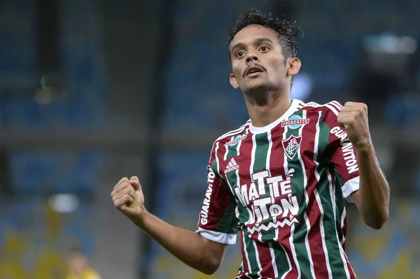 Fluminense e Fortaleza empatam no Maracanã e frustram planos