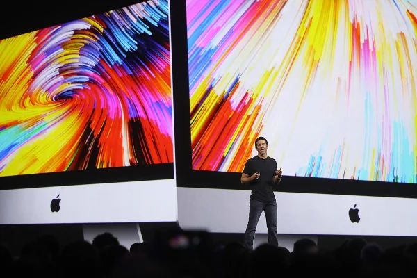 Apple anuncia John Ternus como novo CEO da empresa