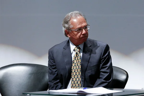 Guedes diz que pode deixar o governo se Previdência virar “reforminha”