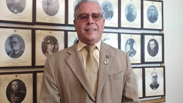 Imagem colorida mostra general Sérgio Tavares Carneiro, presidente do Clube Militar - Metrópoles