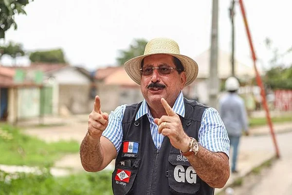 PF prende Gilberto Gonçalves, prefeito afastado de Rio Largo (AL)