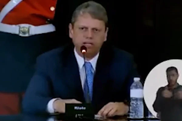 Tarcísio de Freitas