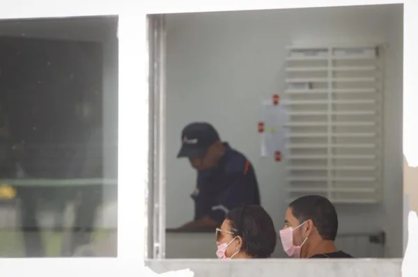 Vigia de escola no DF morre de Covid-19. É o quarto caso, segundo sindicato