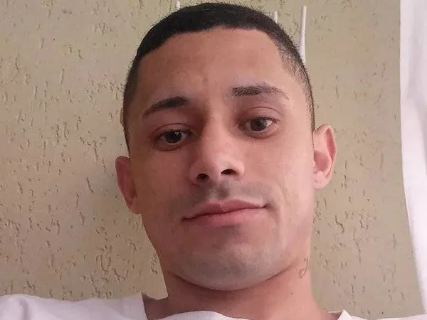 jovem-assassinado-curitiba-metropoles