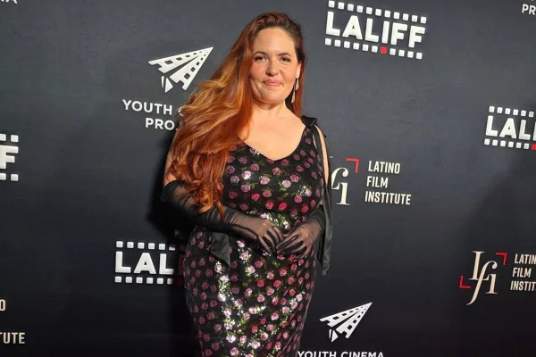 Gabriela Amerth faz sua estreia como protagonista no filme Brownsville Bred, exibido no Los Angeles Latino Film Festival