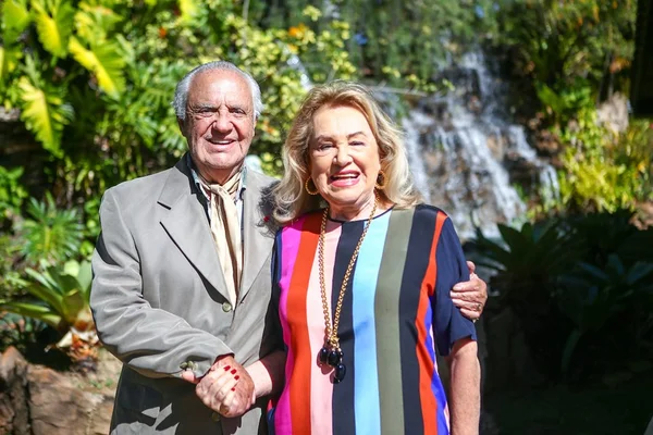 Gilberto e Mara Amaral recebem homenagem pelos 60 anos de muito amor
