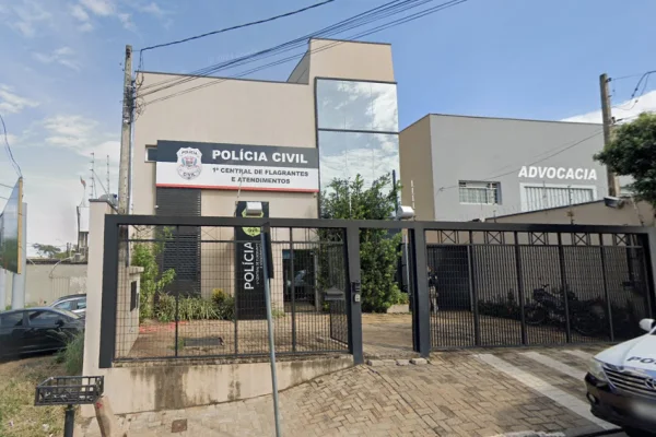 Imagem colorida de delegacia de São José do Rio Preto. Metrópoles