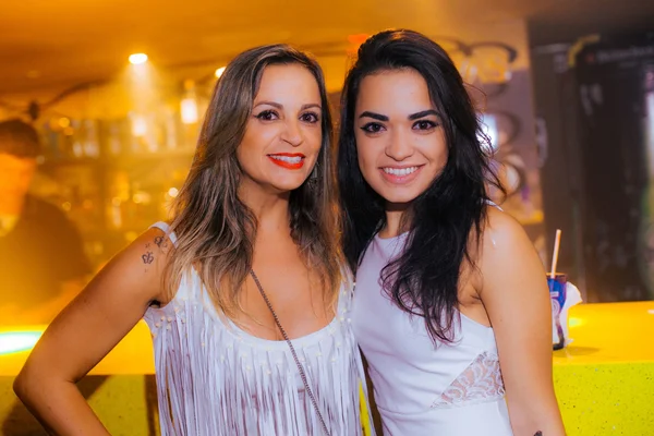 Daniela Gontijo E Gabriella Cunha Daniela Gontijo E Gabriella Cunha