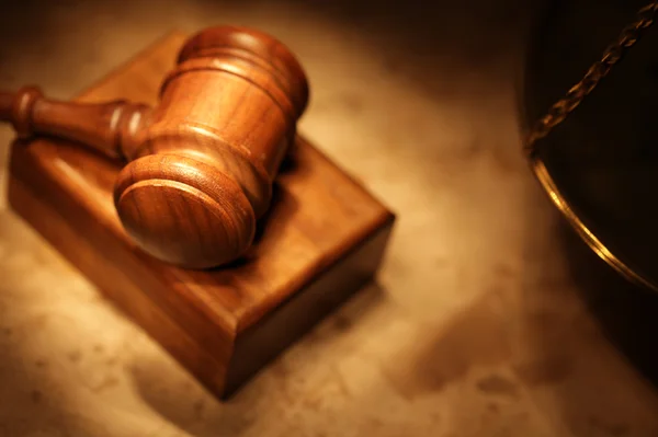 Justiça condena mulher a indenizar ex-esposa do marido