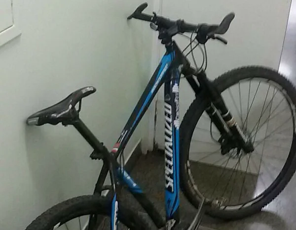 Homem é preso após roubar bicicleta e anunciá-la em site de vendas