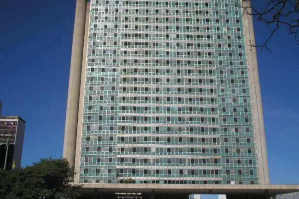 Caixa pagará R$ 150 milhões, em cinco anos, por aluguel de prédio da Paulo Octávio