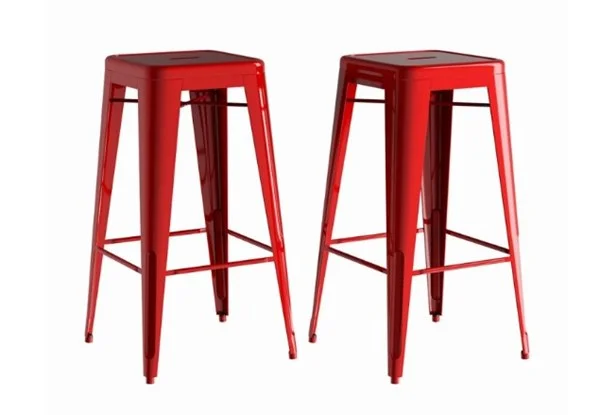 Conjunto com 2 banquetas Tolix vermelho. De R$ 499 por R$ 304 na <a href="https://www.mobly.com.br/" target="_blank">Mobly</a> Conjunto com 2 banquetas Tolix vermelho. De R$ 499 por R$ 304 na <a href="https://www.mobly.com.br/" target="_blank">Mobly</a>
