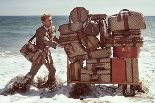 Na imagem com cor, Gucci lança coleção estrelada por Ryan Gosling