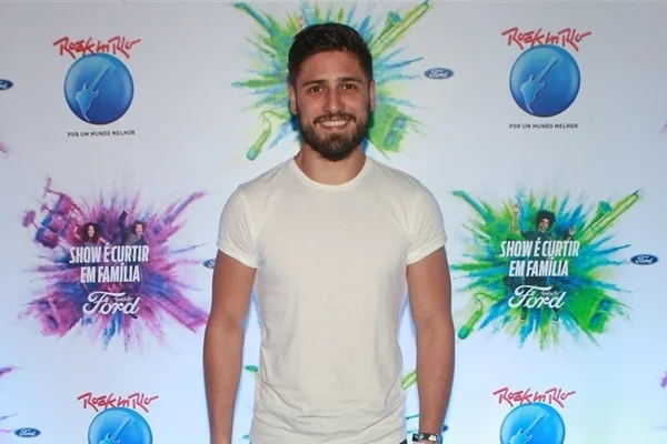 Solteiro, Daniel Rocha diz estar “enferrujado” para paquerar