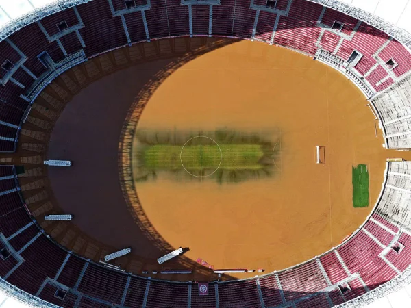 Imagem colorida de Beira Rio inudado RS - Metrópoles