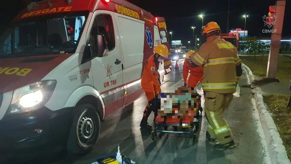 Imagem colorida de ocorrência de atropelamento em Samambaia