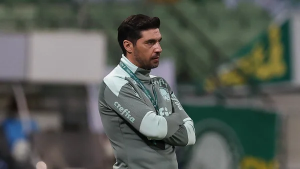 Técnico Abel Ferreira é duramente criticado por jornalista esportivo