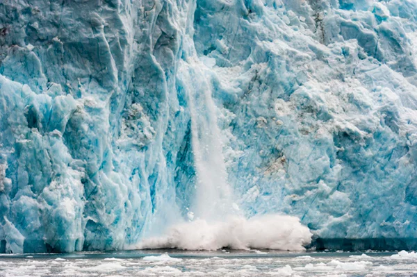 Foto colorida de geleira - Metrópoles - mudanças climáticas